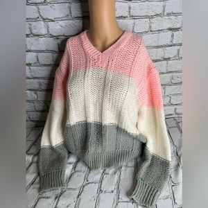 A0159 Fantastik Grey and Pink Sweater